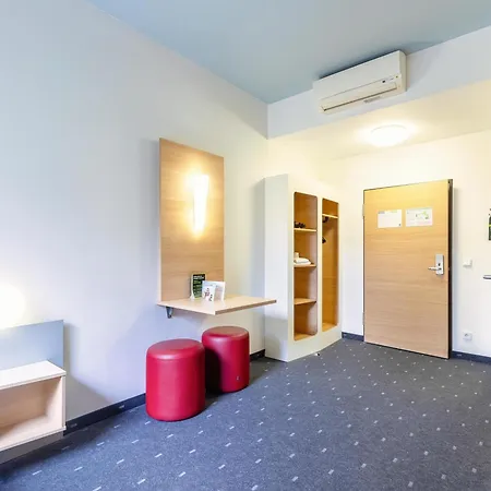 Hotell Dresden-messe 3*