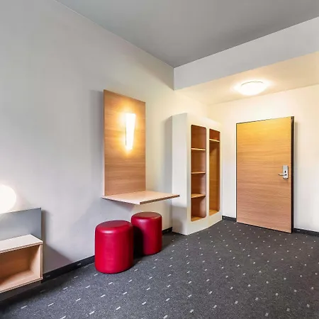 Dresden-messe Hotel 3*