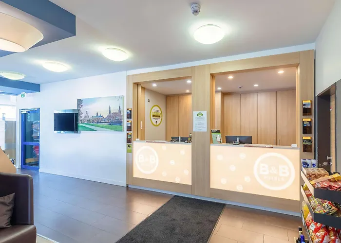 Hotel Dresden-messe 3*