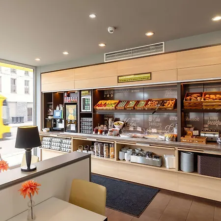 Hotel Dresden-messe 3*